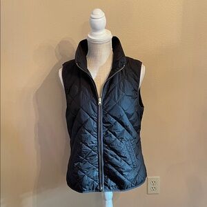 Old Navy Women’s Black Quilted Vest, size medium
